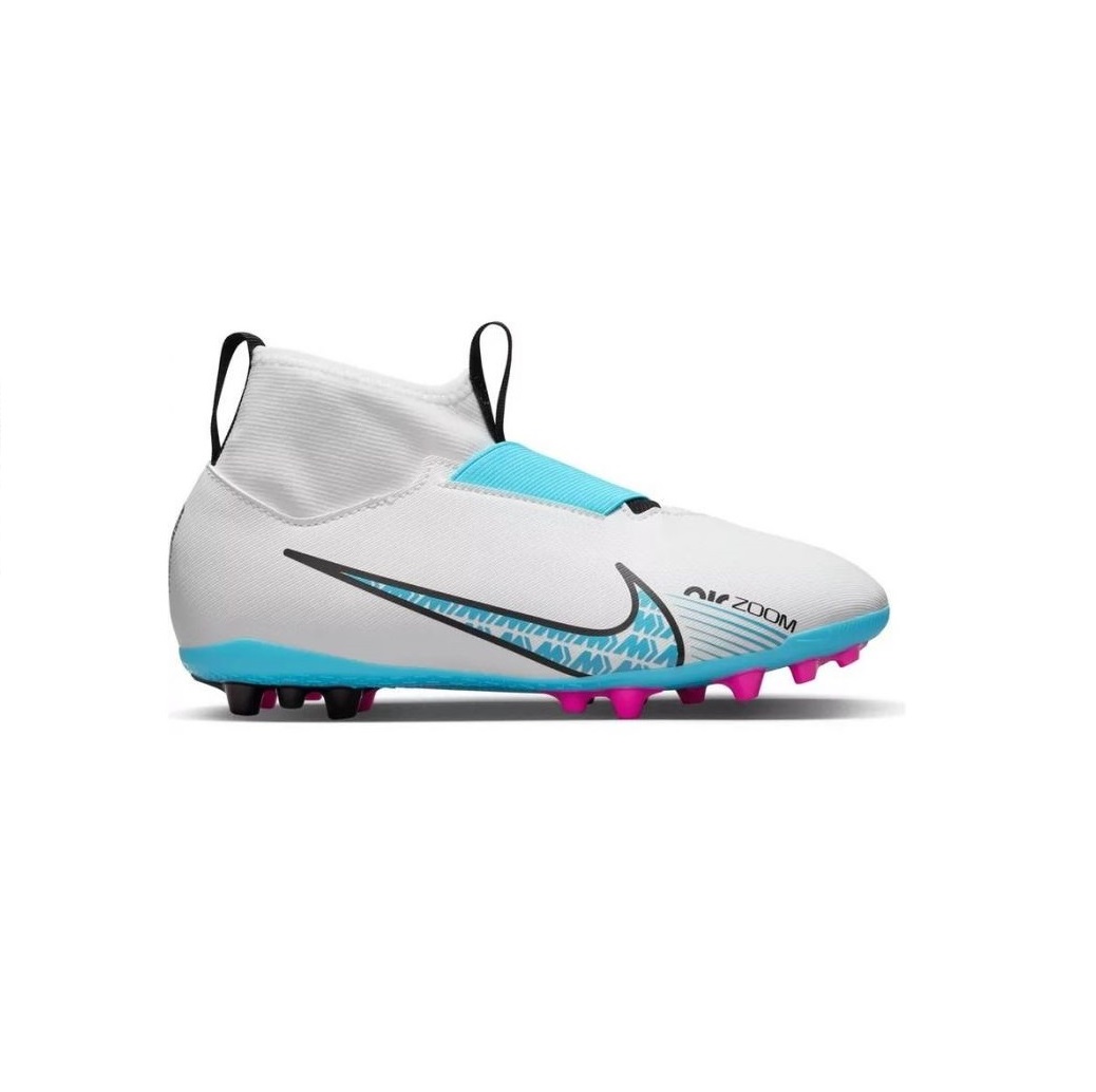 Botas de futbol outlet nike rosas y blancas